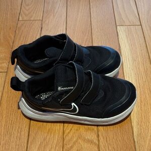 Kids Nike Black Sneakers